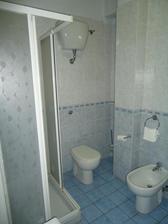 Hotel Ristorante Mommo Polistena Quarto foto